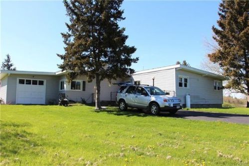 38784 Clover Rise Ln, Murray Isle, NY 13624-3216