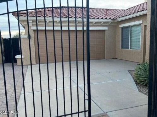 7721 Albany St, Mesa, AZ 85207-7540
