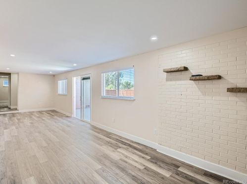 8471 Circle Dr, Westminster CO 80031-3732 exterior