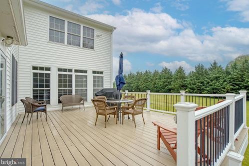 42104 Glynn Tarra Pl, Leesburg VA  20176-5478 exterior