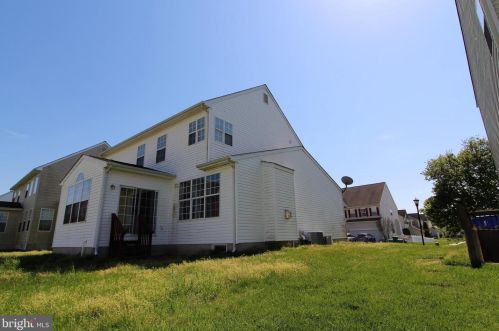 132 Parkers Dr, Dover DE  19904-1467 exterior