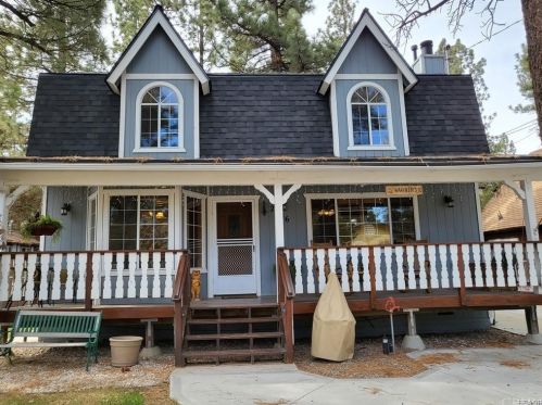 2086 7th Ln, Big Bear City, CA 92314-9687