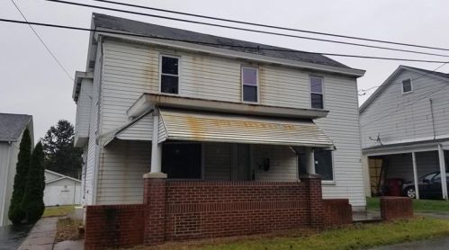 1109 Wood St, Latrobe, PA 15650-2115