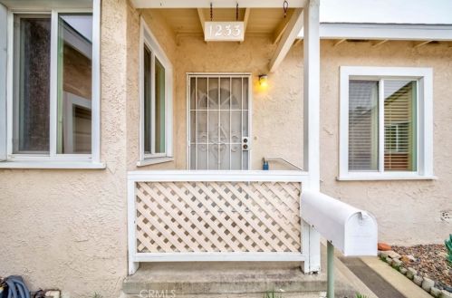 1233 187th Pl, Gardena, CA 90248-4132