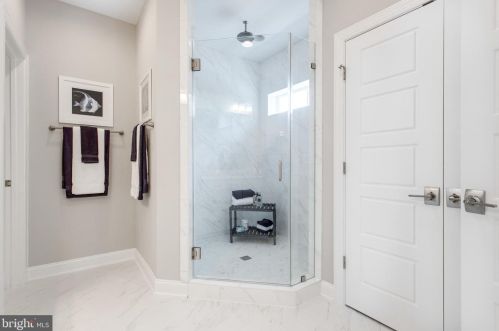 1930 Hillside Dr, Falls Church VA  22043-1414 exterior