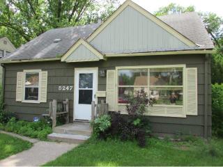 5247 James Ave, Minneapolis MN  55419-1136 exterior