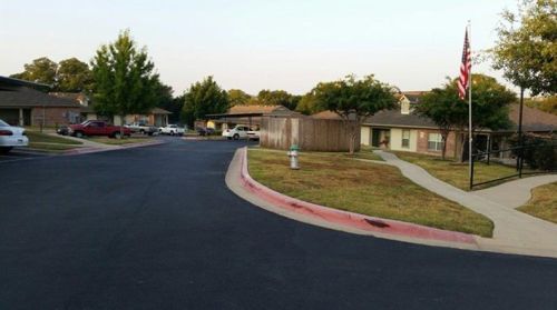 1003 9th St, Morgans Point TX  76513-3253 exterior