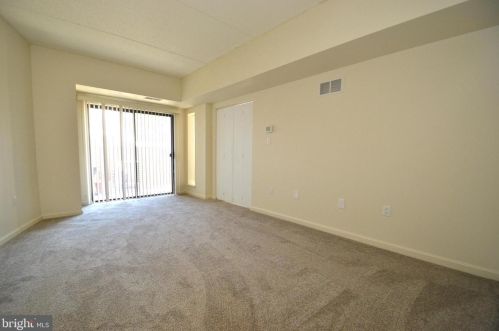 905 Cherrington Dr, Harrisburg PA  17110-9493 exterior