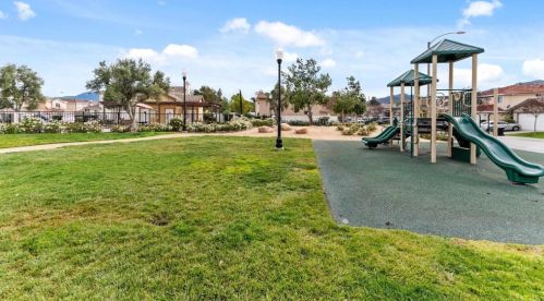 44674 Arbor Ln, Temecula CA  92592-5859 exterior