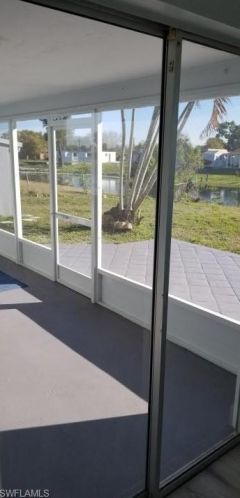 405 11 Pl, Cape Coral FL  33909-2122 exterior