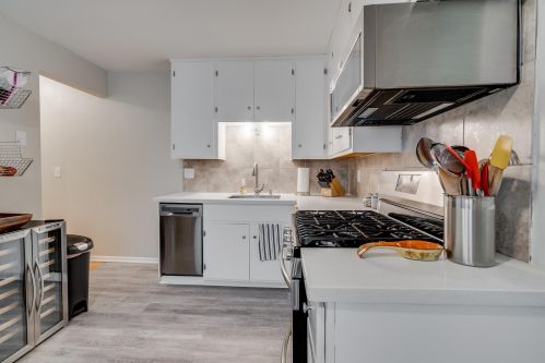 2212 28th Ave, Minneapolis, MN 55406-1330