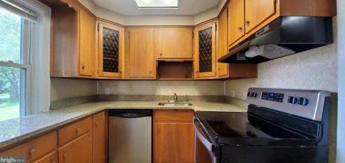 265 Maple Ave, Harleysville PA  19438-1742 exterior