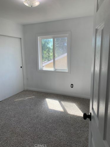 16705 Minter Ct, Santa Clarita CA  91387-3275 exterior