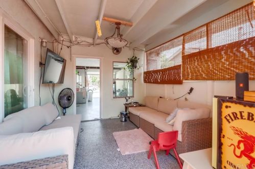 1766 Berrydale St, El Cajon CA  92021-3107 exterior