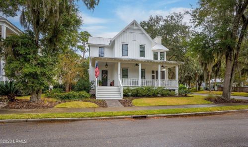 38 River Pl, Beaufort, SC 29906-9191