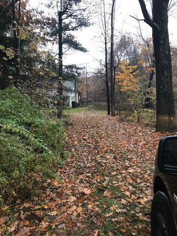 2839 Springfield Pike, South Connellsville, PA 15425-6459