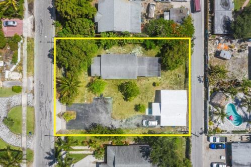 621 3rd Ave, Delray Beach, FL 33483-4417