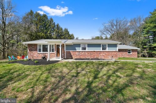 130 Cedarcroft Rd, Kennett Sq, PA 19348-2421