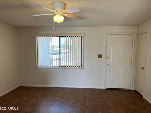 2838 70th Dr, Phoenix AZ  85035-1444 exterior