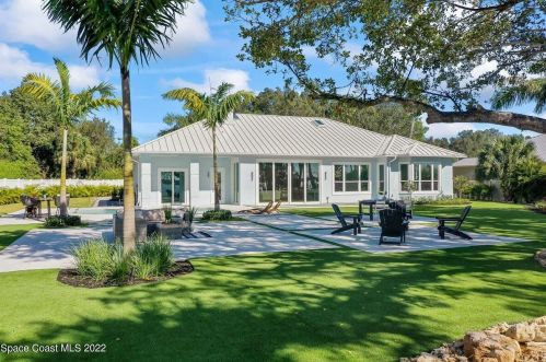 8475 Tropical Trl, Merritt Island FL  32952-6805 exterior