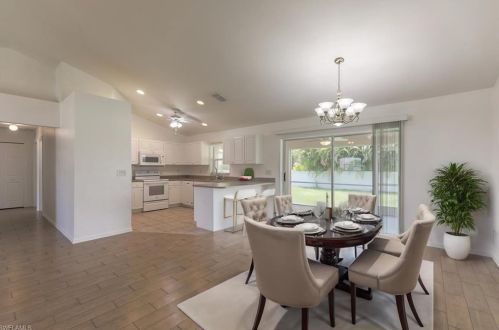 2822 10 Ter, Cape Coral FL  33993-5702 exterior