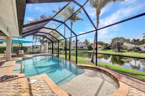 8146 Las Palmas Way, Naples, FL 34109-7134