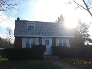 247 Shannon Heights Dr, Verona, PA 15147-2821