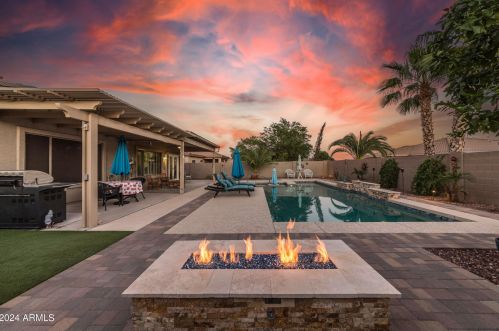 19145 Reade Ave, Litchfield Park, AZ 85340-5727