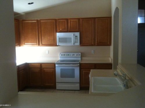 321 Cardinal Way, Chandler, AZ 85286-4542