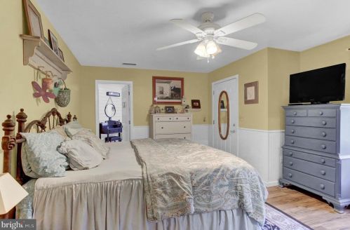 12090 Cross Roads Ave, Cross Roads PA  17322-8783 exterior