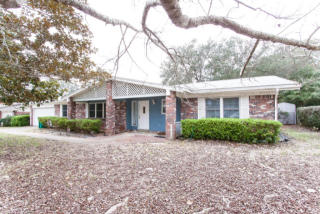 171 Country Club Rd, Shalimar, FL 32579-1636