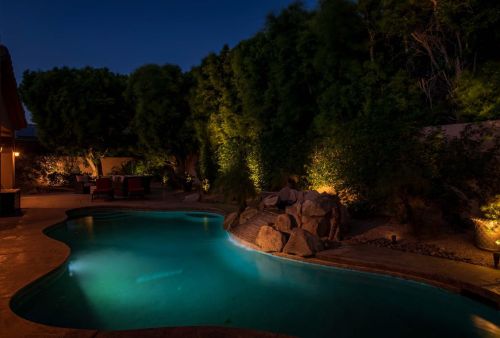 8 King Edward Ct, Rancho Mirage CA  92270-1621 exterior