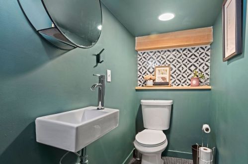 4002 Howley St, Pittsburgh PA  15224-1418 exterior