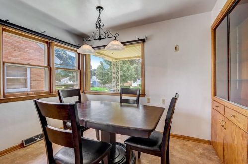 4272 72nd St, Milwaukee WI  53216-1038 exterior