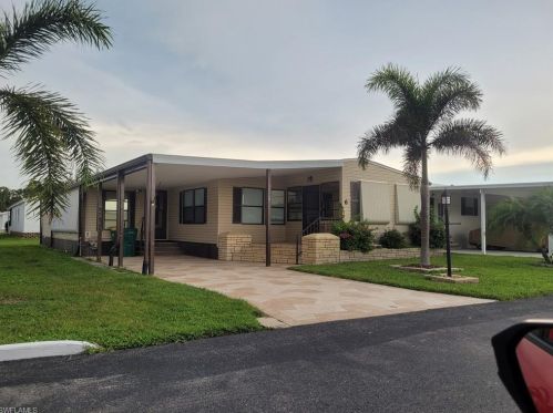 6 Amethyst Ave, Naples, FL 34114-8258