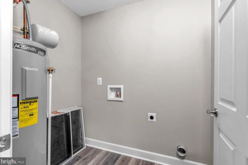 211 Erica Dr, Montross VA  22520-4154 exterior