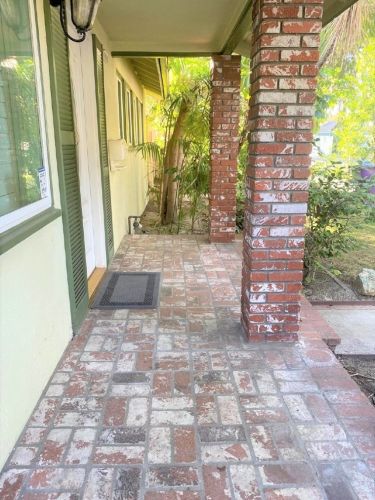 5410 Hill St, Long Beach, CA 90815-1922
