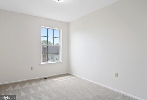 5447 Pond Rd, Harrisburg PA 17111-3765 exterior