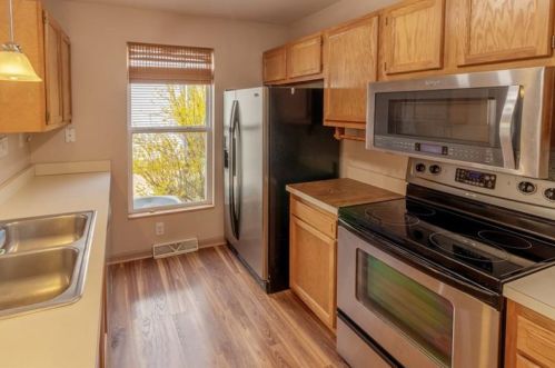 1906 Meadville St, Pittsburgh PA exterior