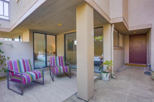 521 Sierra Ave, Solana Beach, CA 92075-2246