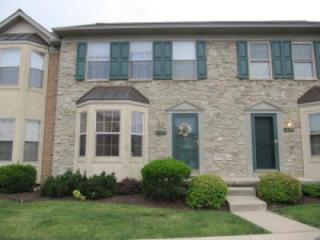 1206 Cobblestone Ln, Lancaster, PA 17601-3363