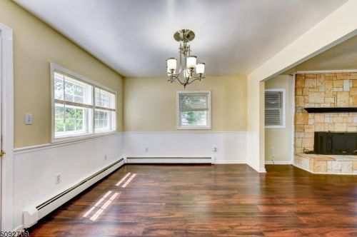 12 4th St, Wantage NJ  07461-2512 exterior