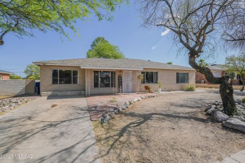 6525 Cooper St, Tucson, AZ 85710-1017
