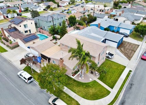 6103 Michelson St, Lakewood CA  90712-1413 exterior