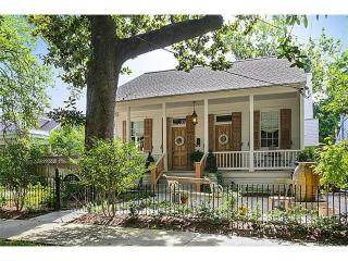 520 Nashville Ave, New Orleans LA  70115-3223 exterior