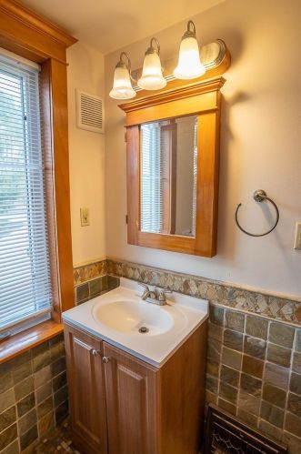 3918 Aldrich Ave, Minneapolis MN  55409-1414 exterior