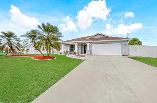 2200 7th Ave, Cape Coral, FL 33909-4309