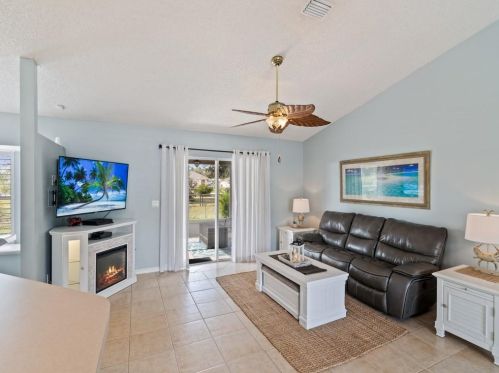 8425 102 Ct, Vero Beach FL  32967-3282 exterior