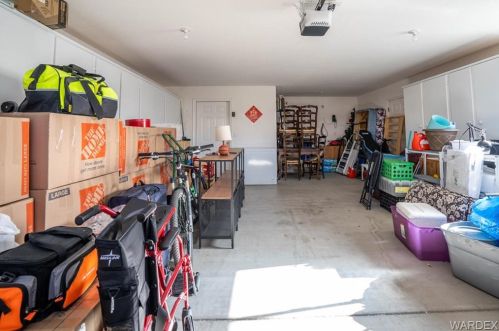 2064 Desert Palms Dr, Bullhead City AZ  86426-8803 exterior