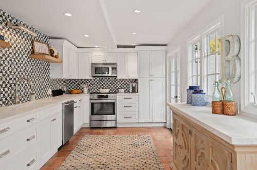 871 Deerpath Rd, Santa Barbara CA  93108-1800 exterior
